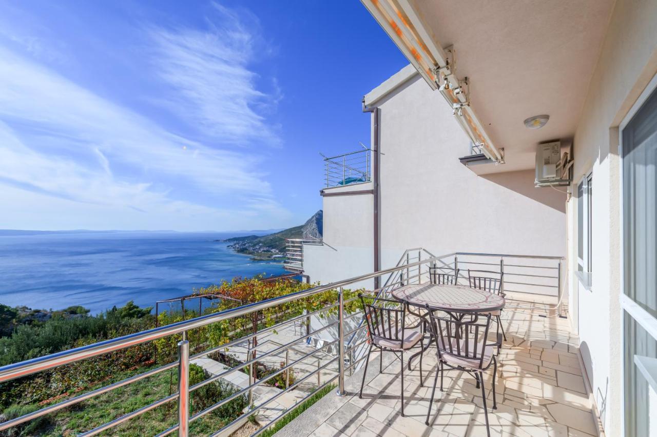 Pikolo Apartments Omis Tice Екстериор снимка