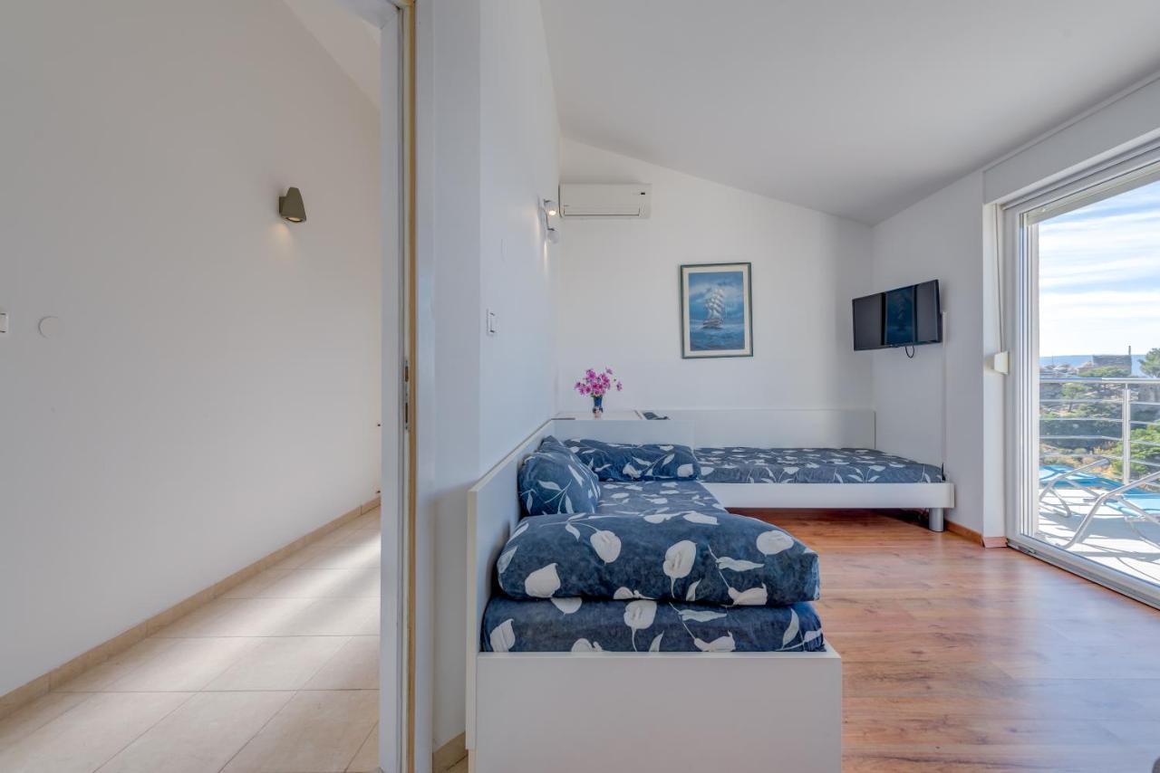 Pikolo Apartments Omis Tice Екстериор снимка