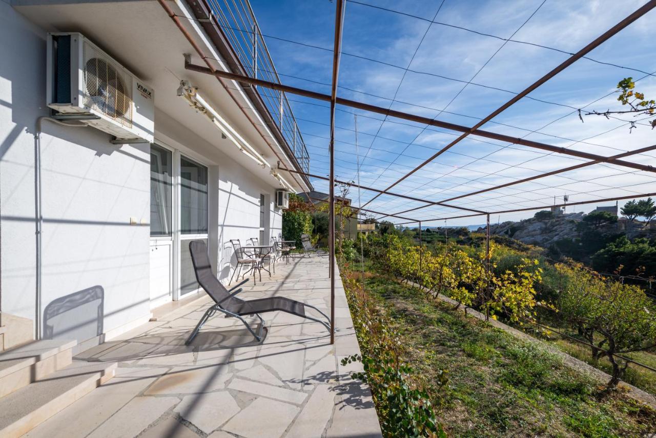 Pikolo Apartments Omis Tice Екстериор снимка